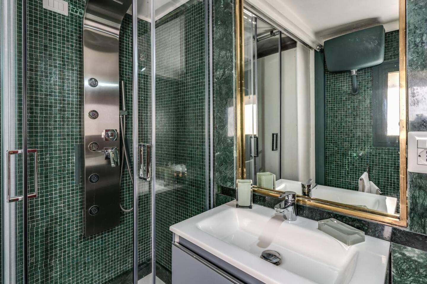 Domus In Via Del Corso Apartment Rom