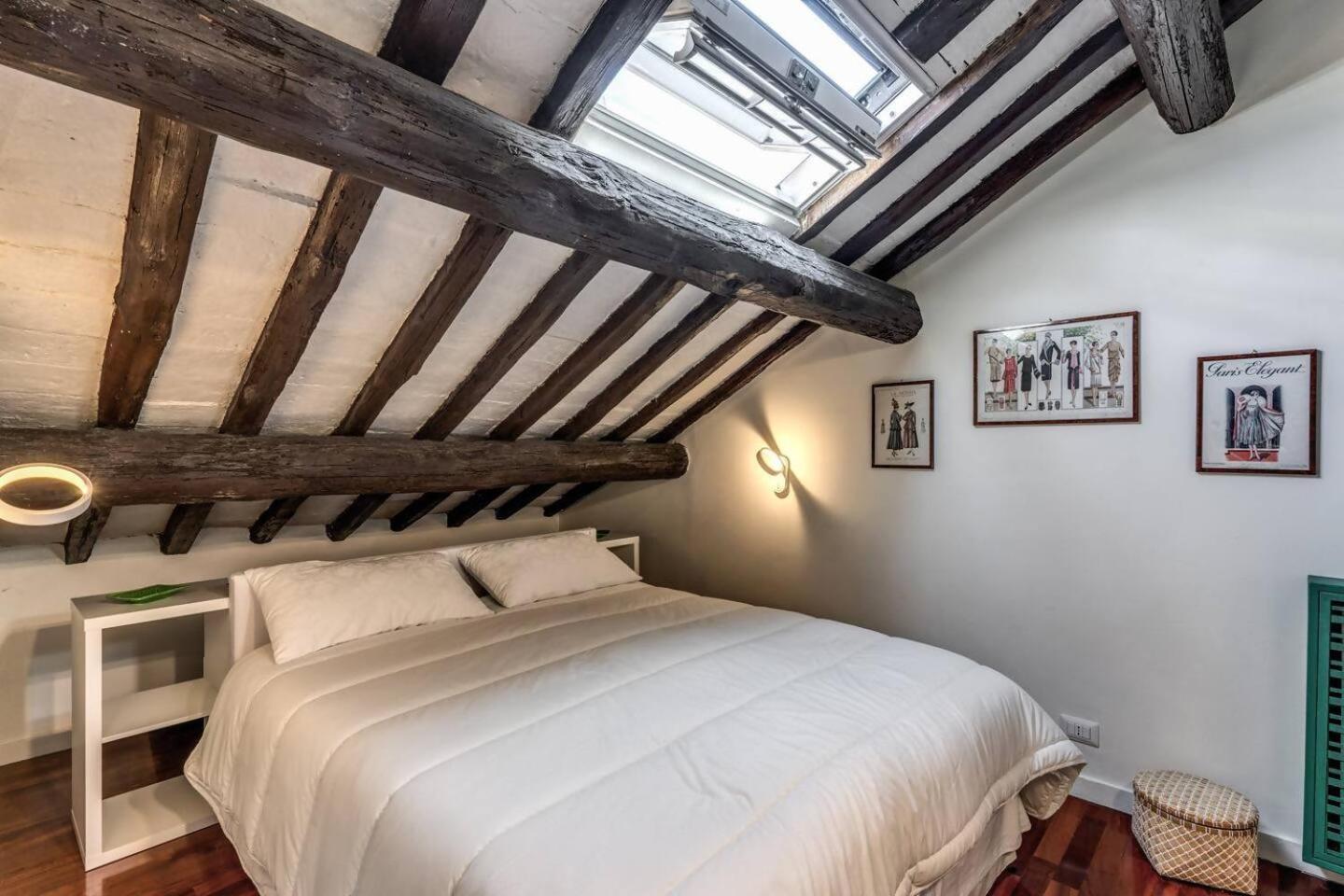 Apartment Domus In Via Del Corso Rom